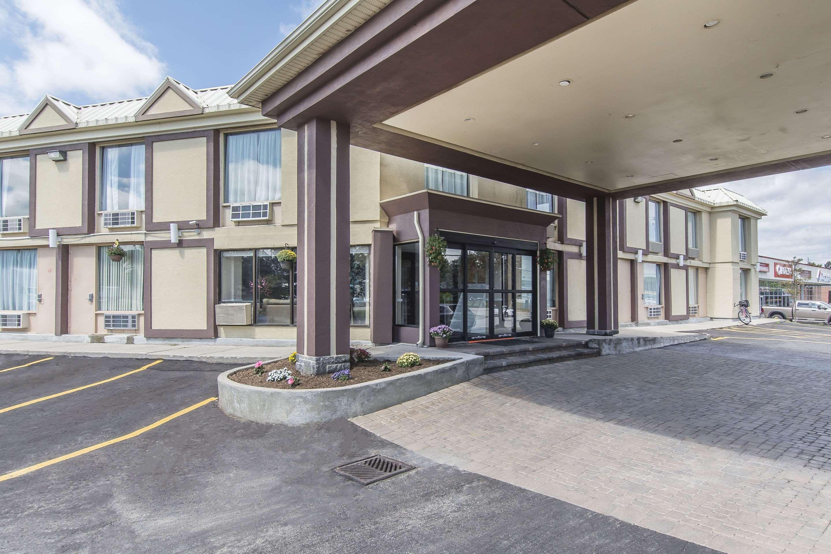 Econo Lodge Orillia Eksteriør bilde