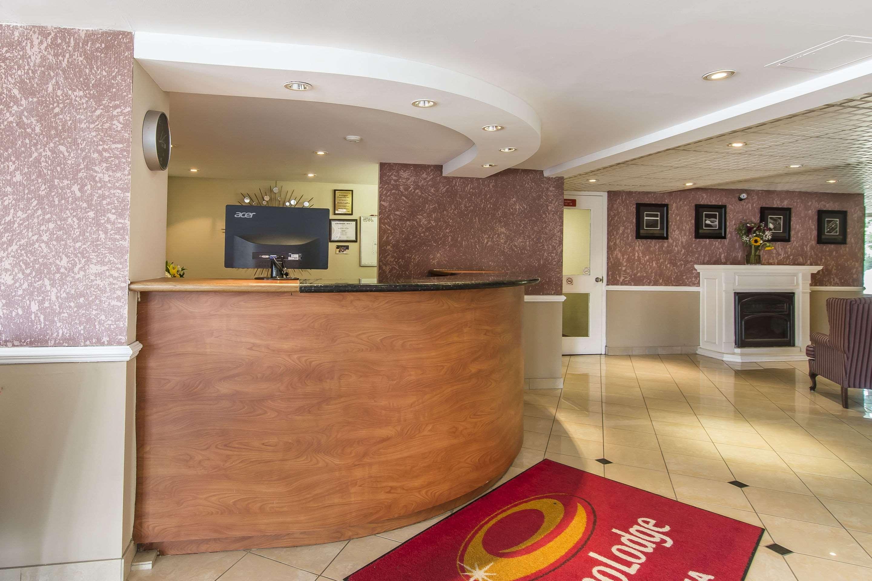 Econo Lodge Orillia Eksteriør bilde