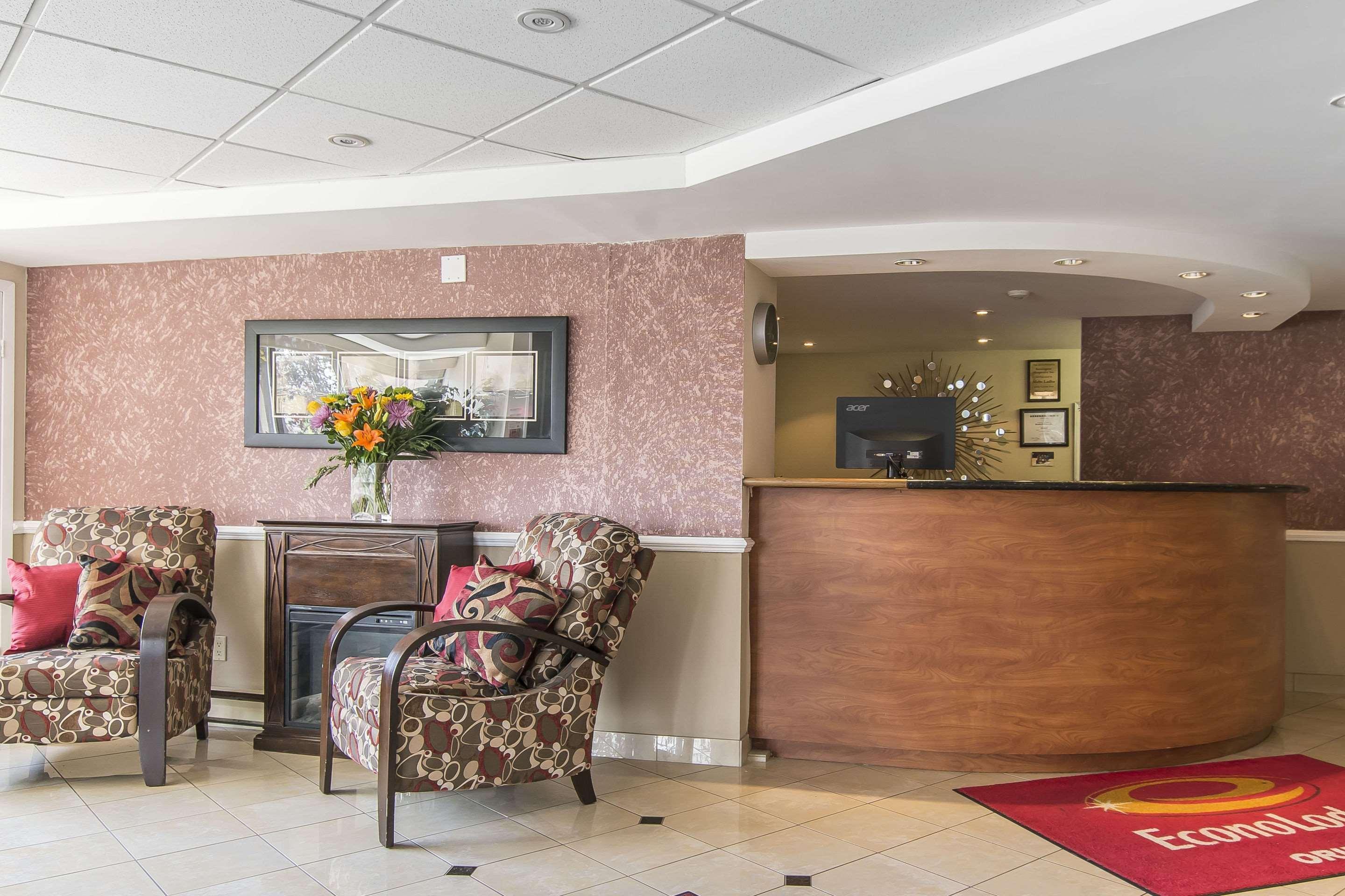 Econo Lodge Orillia Eksteriør bilde