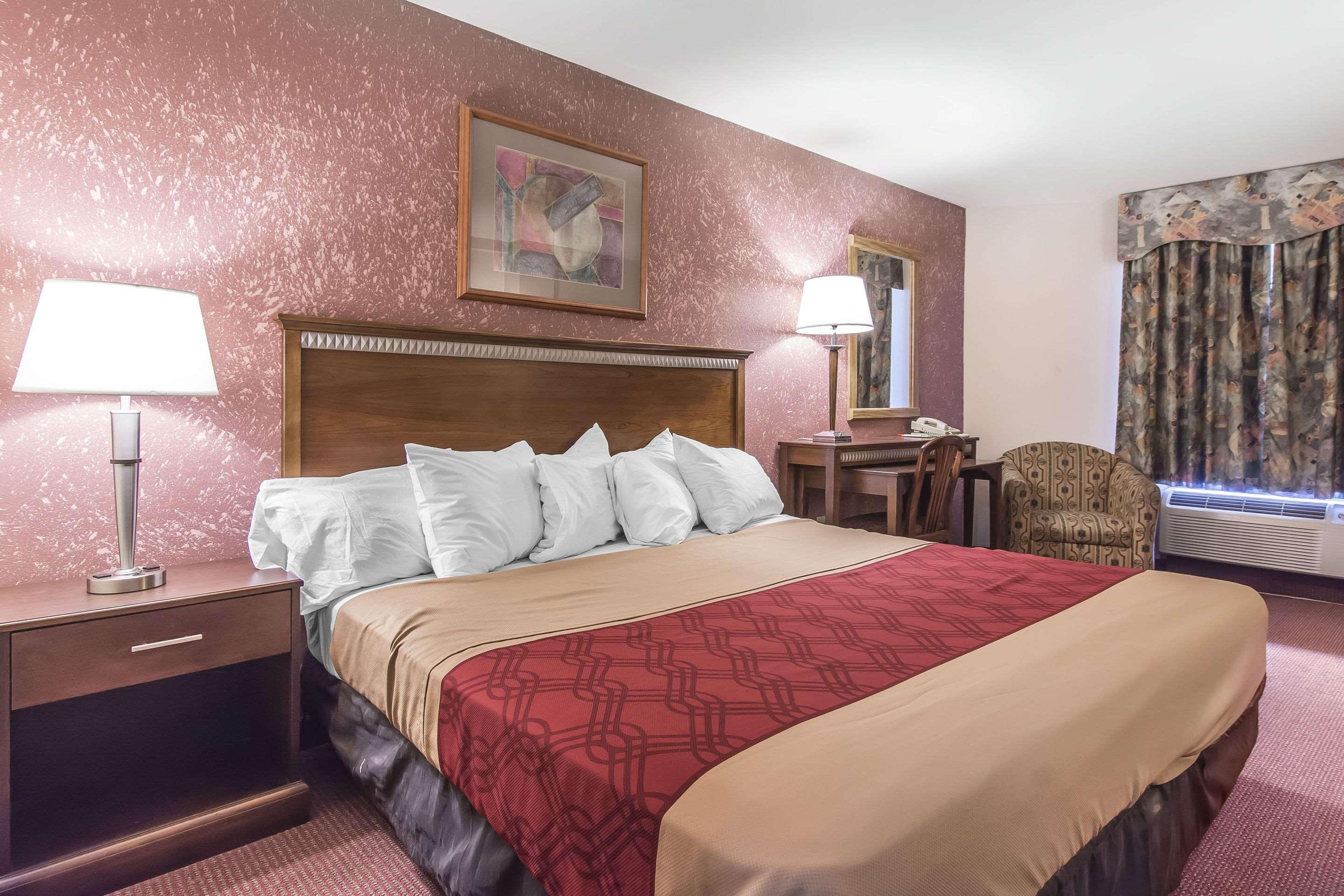 Econo Lodge Orillia Eksteriør bilde