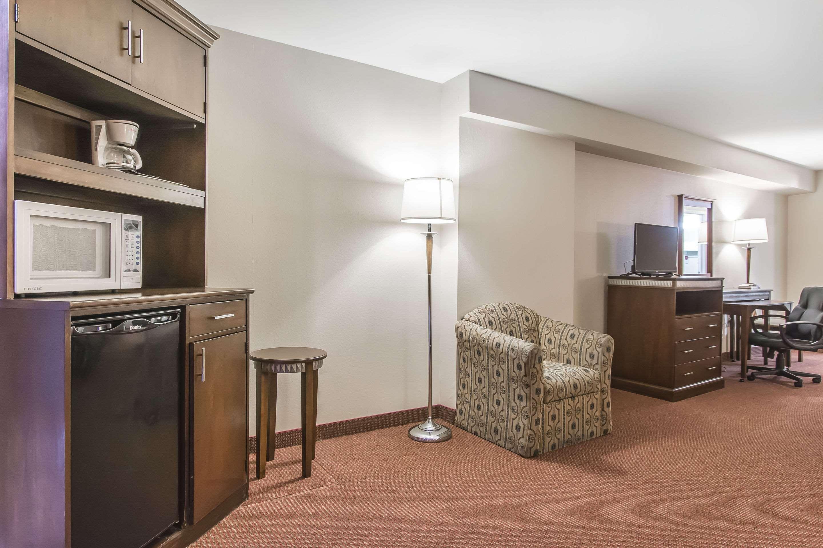 Econo Lodge Orillia Eksteriør bilde