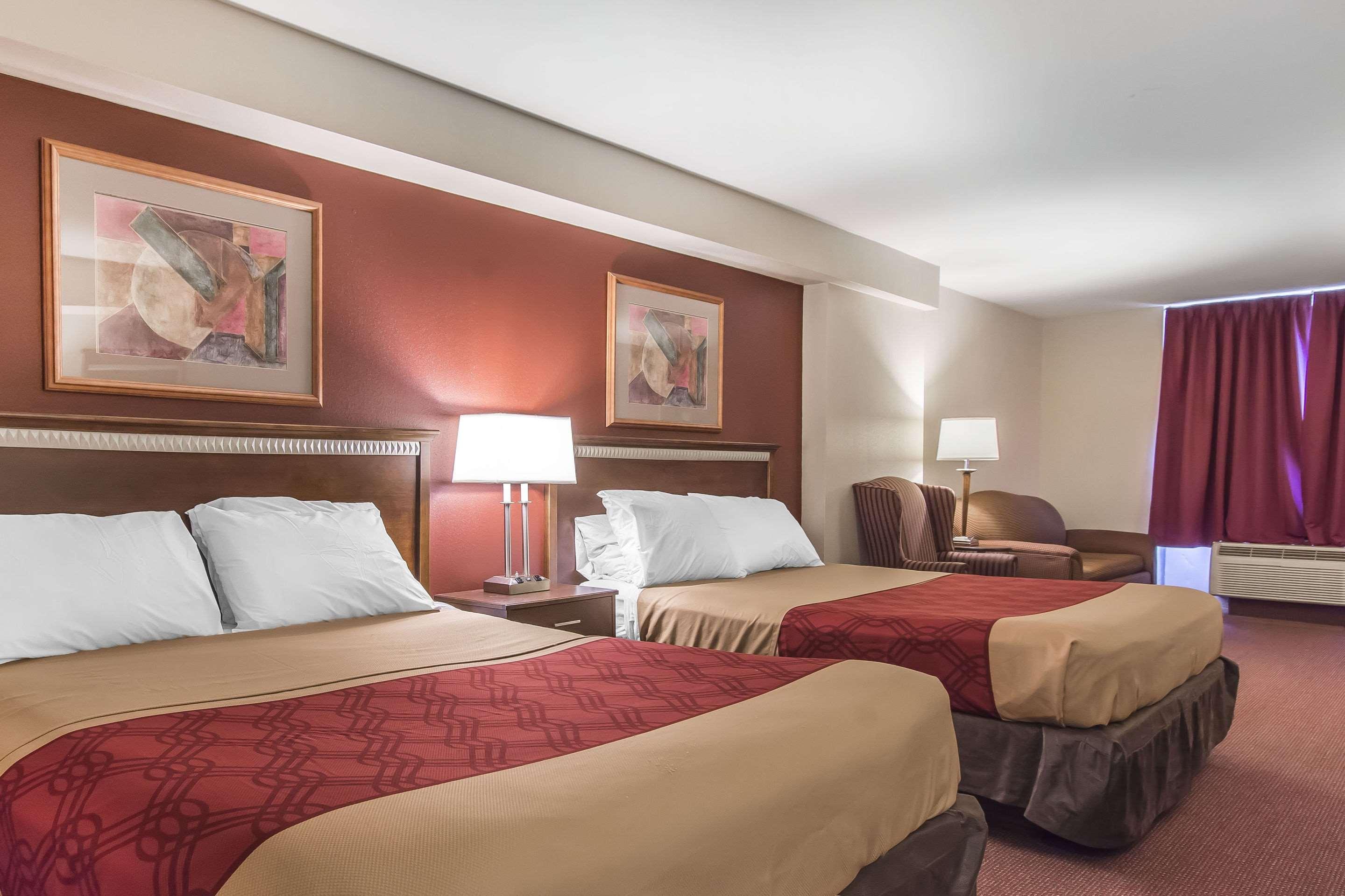 Econo Lodge Orillia Eksteriør bilde