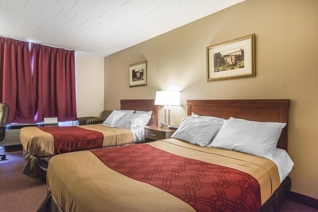 Econo Lodge Orillia Eksteriør bilde